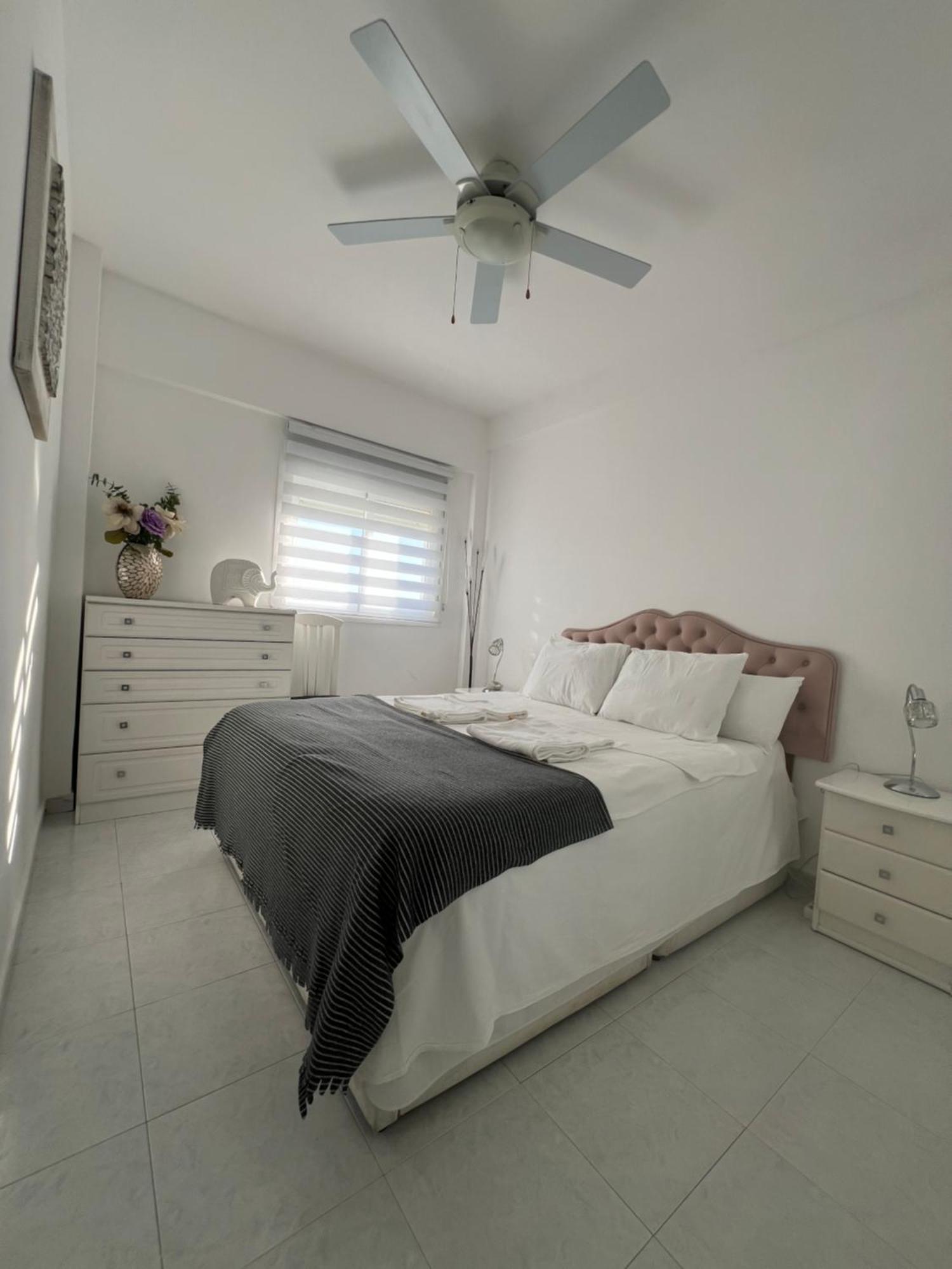 Apartamento El Cisne En La Playa Benalmádena Exterior foto
